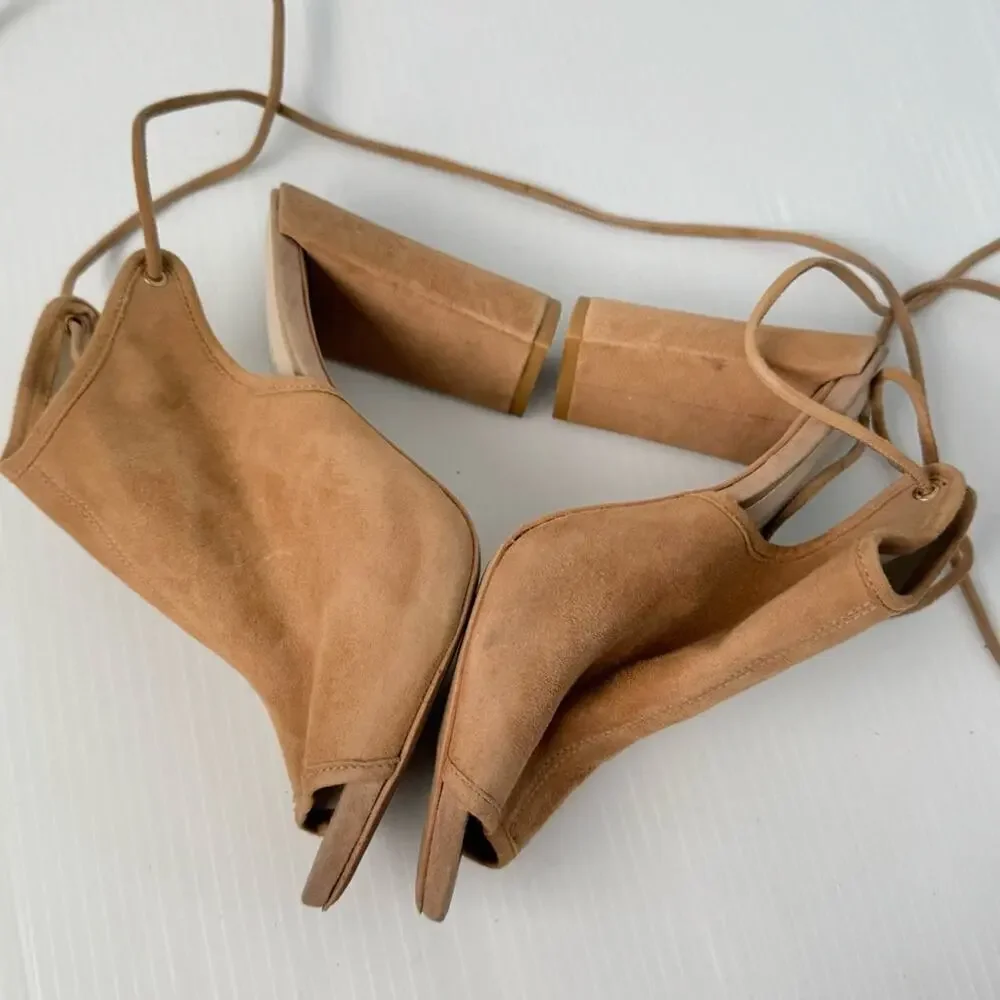 Kenneth Cole New York Delila lace up block heeled peep toe suede tan size 7.5